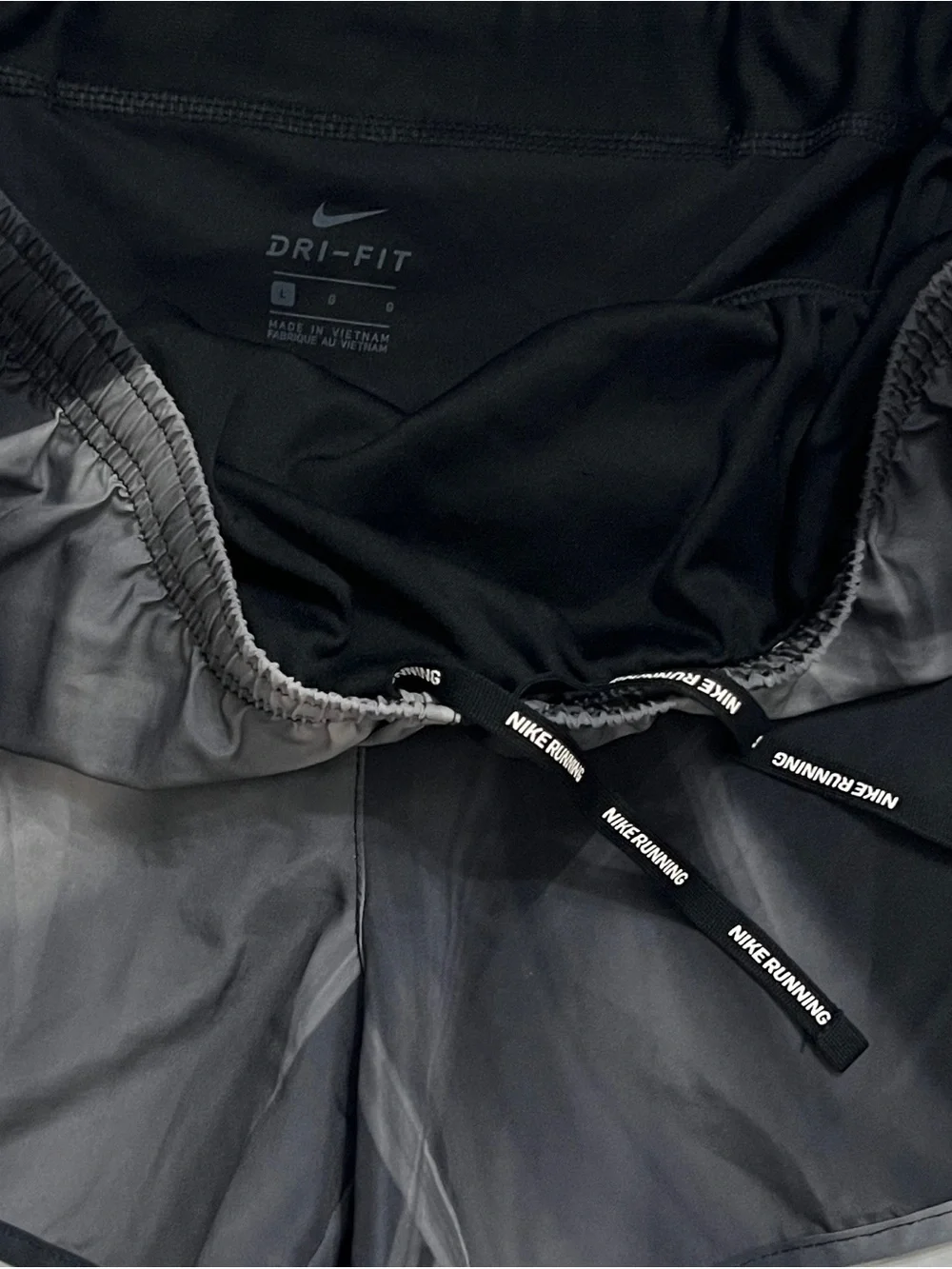 Women's Nike Dri-FIT Tempo Running Shorts In Black & Smoke Gray Print Size Sz L